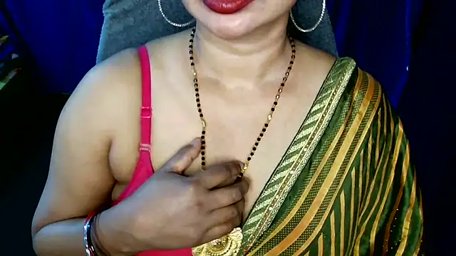 Snapshot of QUEEN_SAKHI- chatting on 2, 5, 2026 QUEEN SAKHI- online show from 2, 5, 2026