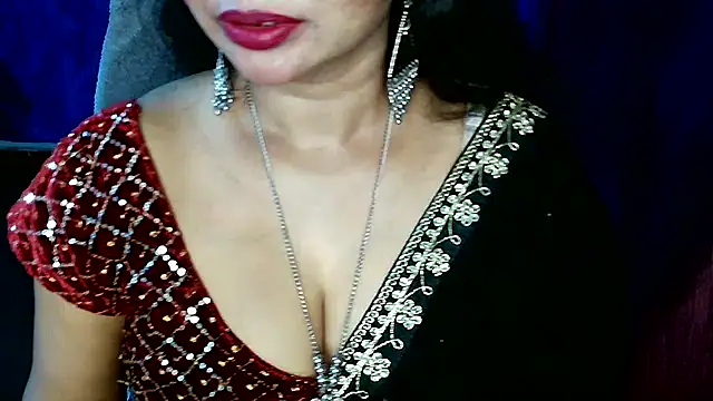 Snapshot of QUEEN_SAKHI- chatting on 12, 5, 2026 QUEEN SAKHI- online show from 12, 5, 2026