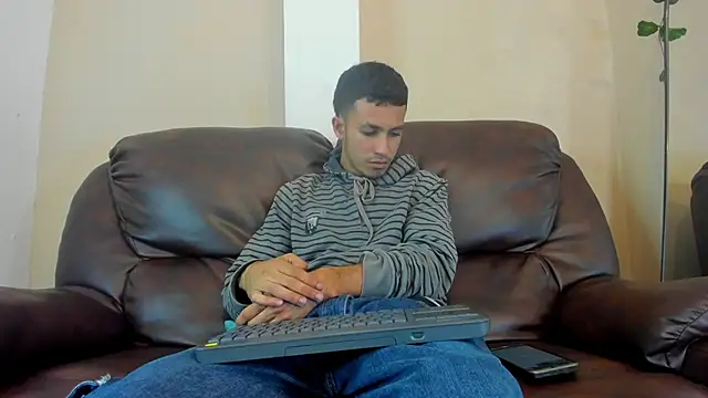 Snapshot of Marcus_Jeron chatting on 6, 5, 2026 Marcus Jeron online show from 6, 5, 2026