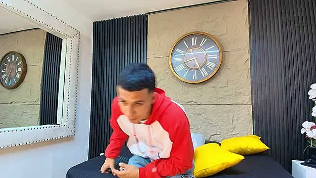Snapshot of Marcus_Jeron chatting on 10, 5, 2026 Marcus Jeron online show from 10, 5, 2026