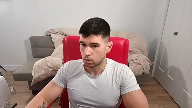 Snapshot of Sand0w chatting on 13, 11, 2025 Sand0w online show from 13, 11, 2025