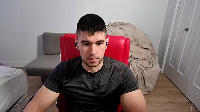 Snapshot of Sand0w chatting on 24, 11, 2025 Sand0w online show from 24, 11, 2025