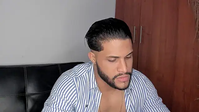 Pier Simons online show from 16, 11, 2025