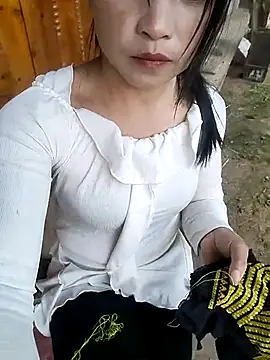 Snapshot of Tiyir597 chatting on 18, 10, 2025 Tiyir597 online show from 18, 10, 2025