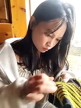 Snapshot of Tiyir597 chatting on 25, 10, 2025 Tiyir597 online show from 25, 10, 2025