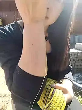 Snapshot of Tiyir597 chatting on 25, 11, 2025 Tiyir597 online show from 25, 11, 2025