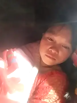 Snapshot of Tiyir597 chatting on 26, 11, 2025 Tiyir597 online show from 26, 11, 2025