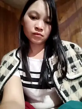 Snapshot of Tiyir597 chatting on 17, 12, 2025 Tiyir597 online show from 17, 12, 2025