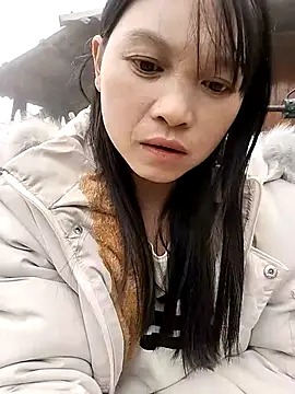 Snapshot of Tiyir597 chatting on 18, 12, 2025 Tiyir597 online show from 18, 12, 2025