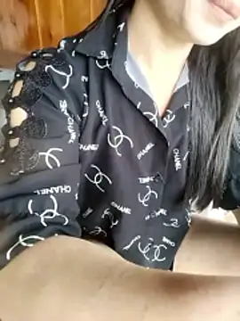 Snapshot of Tiyir597 chatting on 15, 4, 2026 Tiyir597 online show from 15, 4, 2026