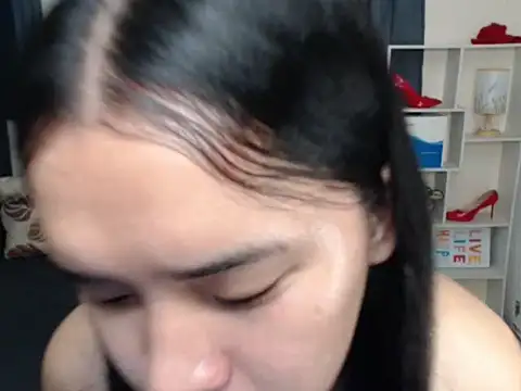 Snapshot of SeductiveAppleTS chatting on 29, 11, 2025 SeductiveAppleTS online show from 29, 11, 2025