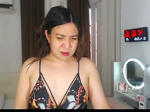 stellahugeX online show from 10, 4, 2026