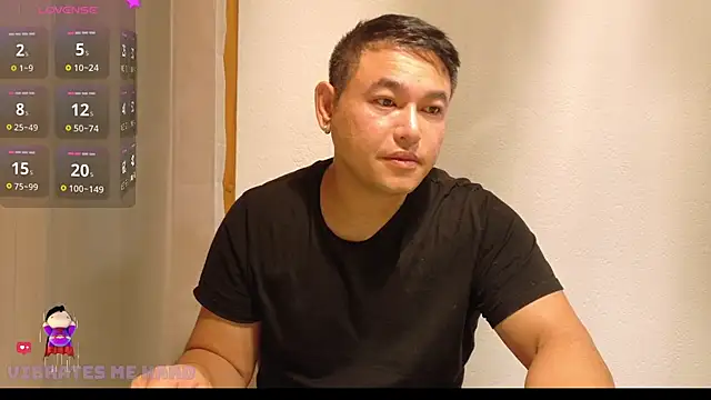 Snapshot of AsianBoy_WhiteDaddy chatting on 23, 9, 2025 AsianBoy WhiteDaddy online show from 23, 9, 2025