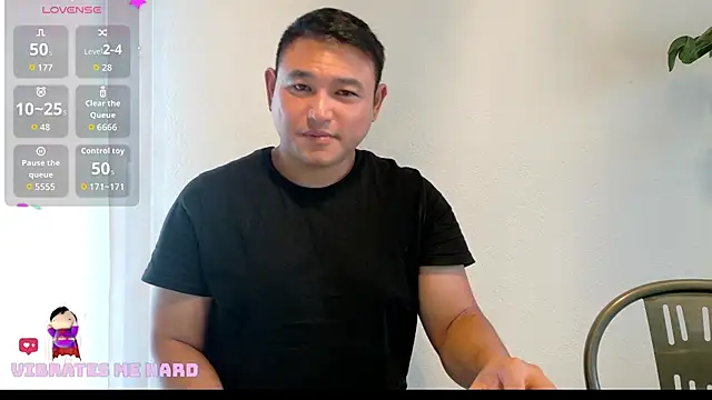 Snapshot of AsianBoy_WhiteDaddy chatting on 25, 9, 2025 AsianBoy WhiteDaddy online show from 25, 9, 2025