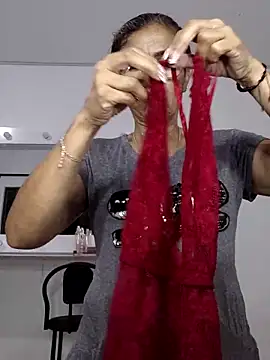 Snapshot of Merybeks chatting on 2, 12, 2025 Merybeks online show from 2, 12, 2025