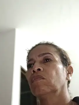 Snapshot of Merybeks chatting on 14, 12, 2025 Merybeks online show from 14, 12, 2025