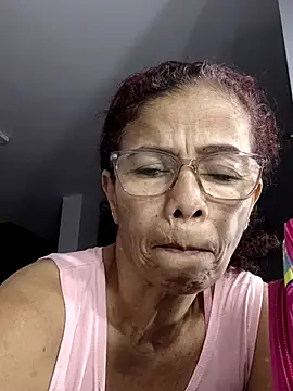 Snapshot of Merybeks chatting on 27, 4, 2026 Merybeks online show from 27, 4, 2026