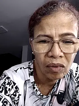 Snapshot of Merybeks chatting on 15, 5, 2026 Merybeks online show from 15, 5, 2026