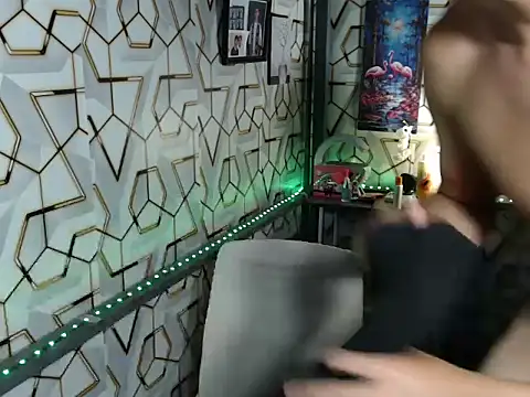 Snapshot of darryl_hugecok chatting on 22, 9, 2025 darryl hugecok online show from 22, 9, 2025