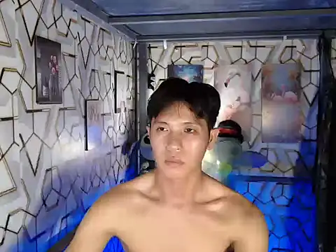 Snapshot of darryl_hugecok chatting on 5, 12, 2025 darryl hugecok online show from 5, 12, 2025