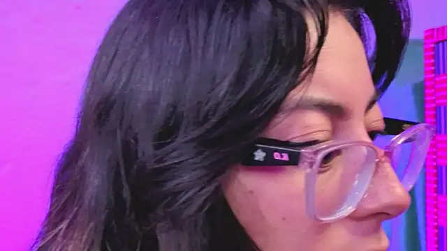 Miranda sexlove  online show from 8, 2, 2026