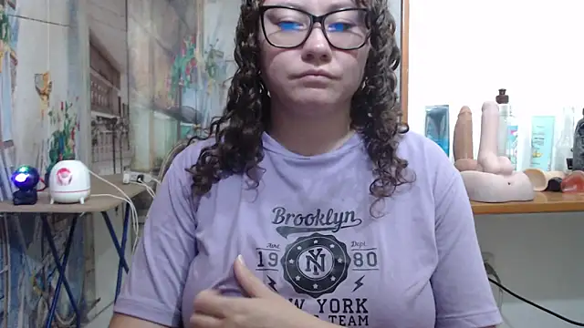 Snapshot of greeneyes_nurse chatting on 14, 4, 2026 greeneyes nurse online show from 14, 4, 2026