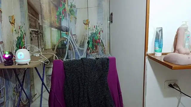 Snapshot of greeneyes_nurse chatting on 16, 4, 2026 greeneyes nurse online show from 16, 4, 2026