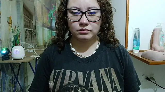 Snapshot of greeneyes_nurse chatting on 17, 4, 2026 greeneyes nurse online show from 17, 4, 2026