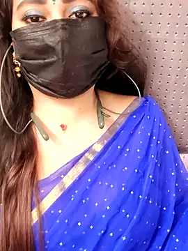 Snapshot of Cutie_nila26 chatting on 1, 10, 2025 Cutie nila26 online show from 1, 10, 2025