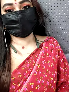 Snapshot of Cutie_nila26 chatting on 8, 10, 2025 Cutie nila26 online show from 8, 10, 2025