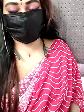 Snapshot of Cutie_nila26 chatting on 10, 10, 2025 Cutie nila26 online show from 10, 10, 2025