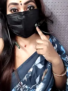 Snapshot of Cutie_nila26 chatting on 13, 10, 2025 Cutie nila26 online show from 13, 10, 2025