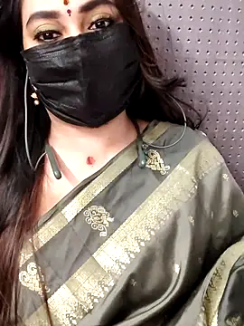 Snapshot of Cutie_nila26 chatting on 17, 10, 2025 Cutie nila26 online show from 17, 10, 2025