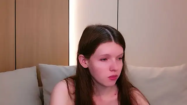 Snapshot of Gaby_Essen chatting on 4, 4, 2026 Gaby Essen online show from 4, 4, 2026