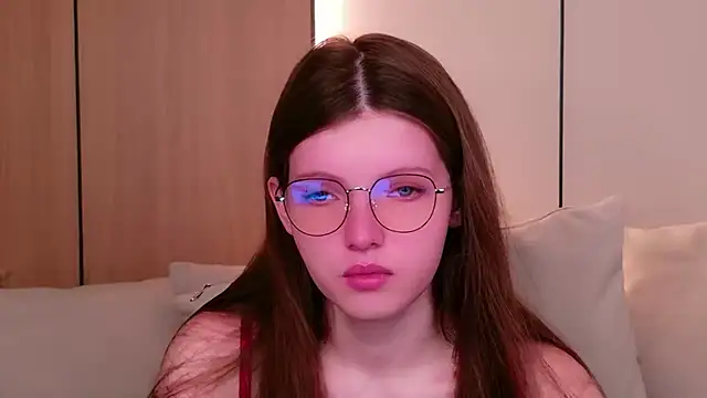 Snapshot of Gaby_Essen chatting on 9, 4, 2026 Gaby Essen online show from 9, 4, 2026