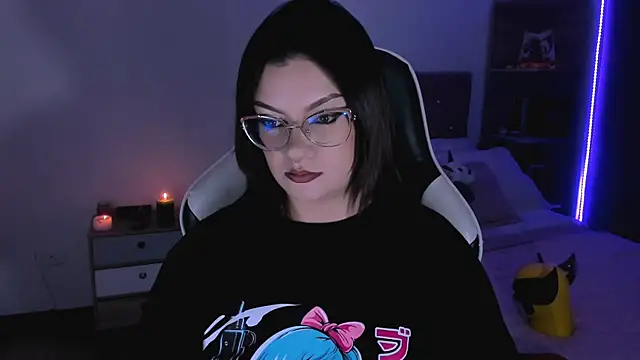 OphelianaRose33 online show from 20, 9, 2025