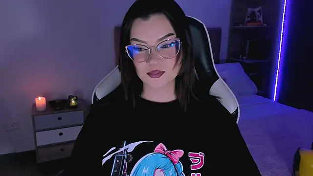 OphelianaRose33 online show from 6, 10, 2025