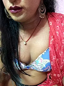 Snapshot of tharki-anand chatting on 13, 7, 2026 tharki-anand online show from 13, 7, 2026