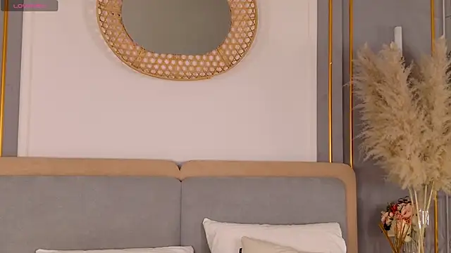 LanaElise online show from 25, 11, 2025