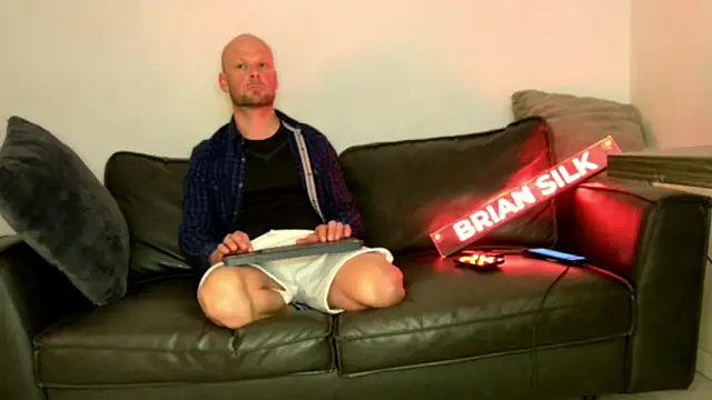 Snapshot of BRIANSILK77 chatting on 25, 9, 2025 BRIANSILK77 online show from 25, 9, 2025