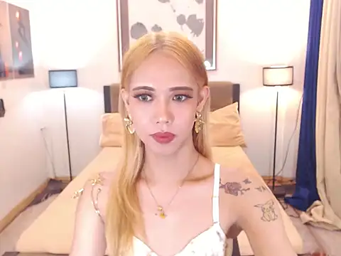 Snapshot of PreciousAmore chatting on 25, 4, 2026 PreciousAmore online show from 25, 4, 2026