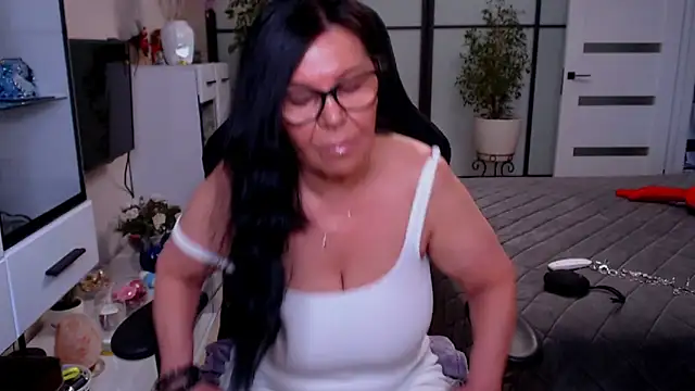 Anna Blare online show from 11, 4, 2026