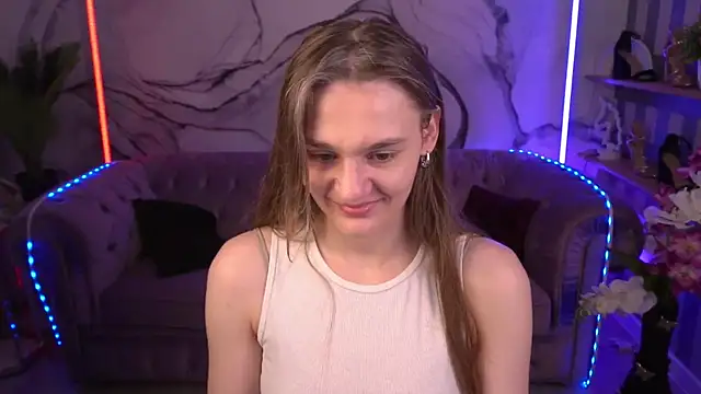 DiamondGoldie online show from 12, 9, 2025