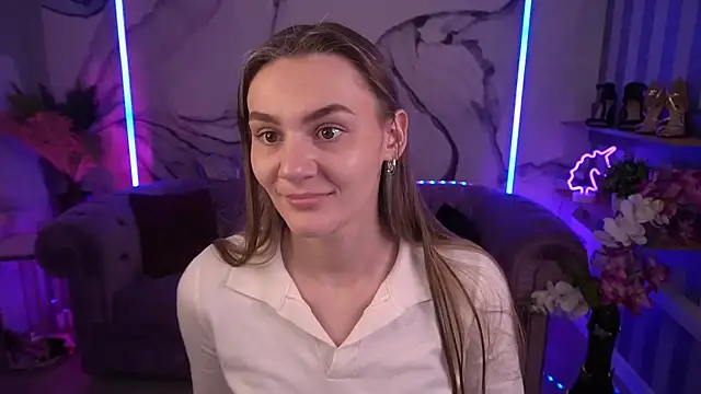 DiamondGoldie online show from 26, 9, 2025