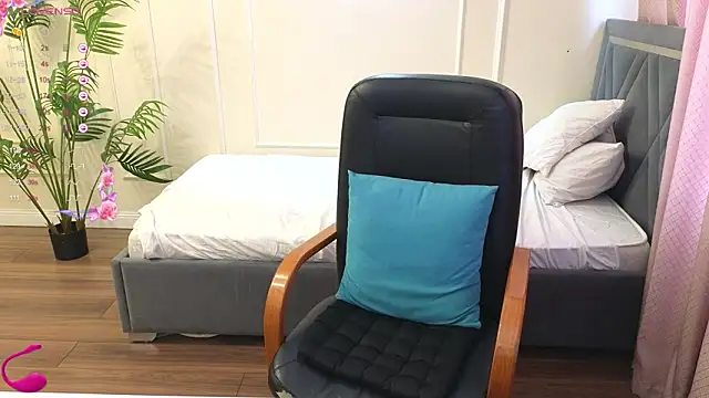 Snapshot of Kuro_Ren chatting on 7, 3, 2026 Kuro Ren online show from 7, 3, 2026