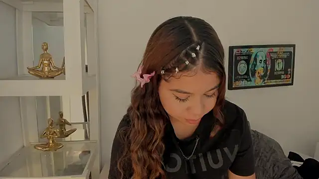 Snapshot of MafeStar777 chatting on 8, 1, 2026 MafeStar777 online show from 8, 1, 2026