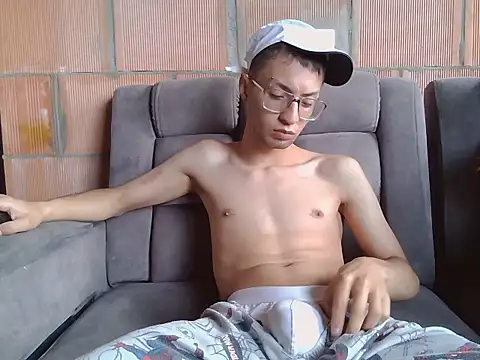 Snapshot of Thiagox274 chatting on 21, 4, 2026 Thiagox274 online show from 21, 4, 2026