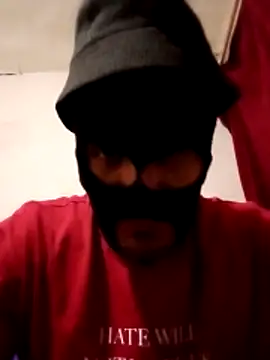 Golonzo1996 online show from 29, 11, 2025