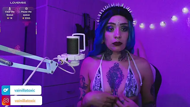 Snapshot of vainilla_doll chatting on 16, 1, 2026 vainilla doll online show from 16, 1, 2026