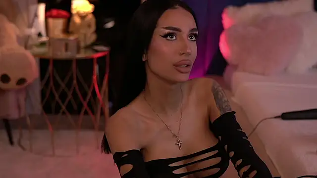 KimNatty online show from 11, 11, 2025